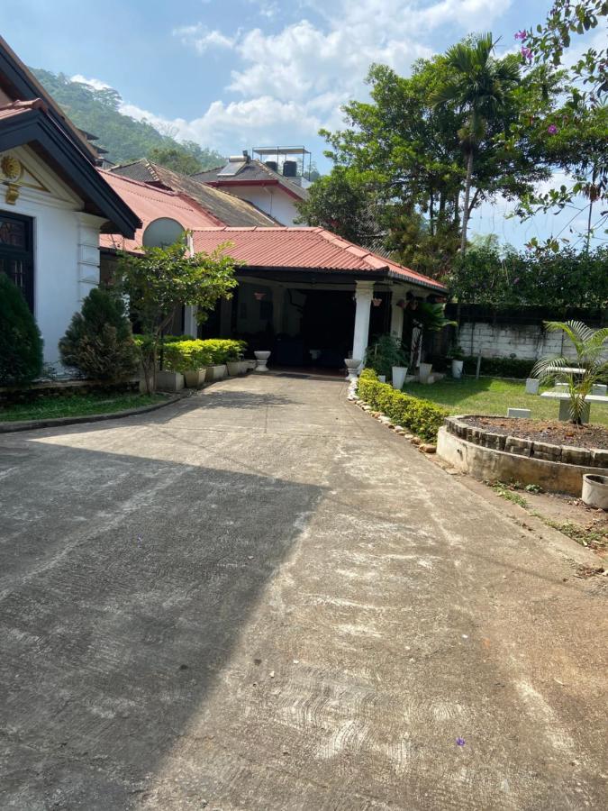 Kandy Garden Villa מראה חיצוני תמונה